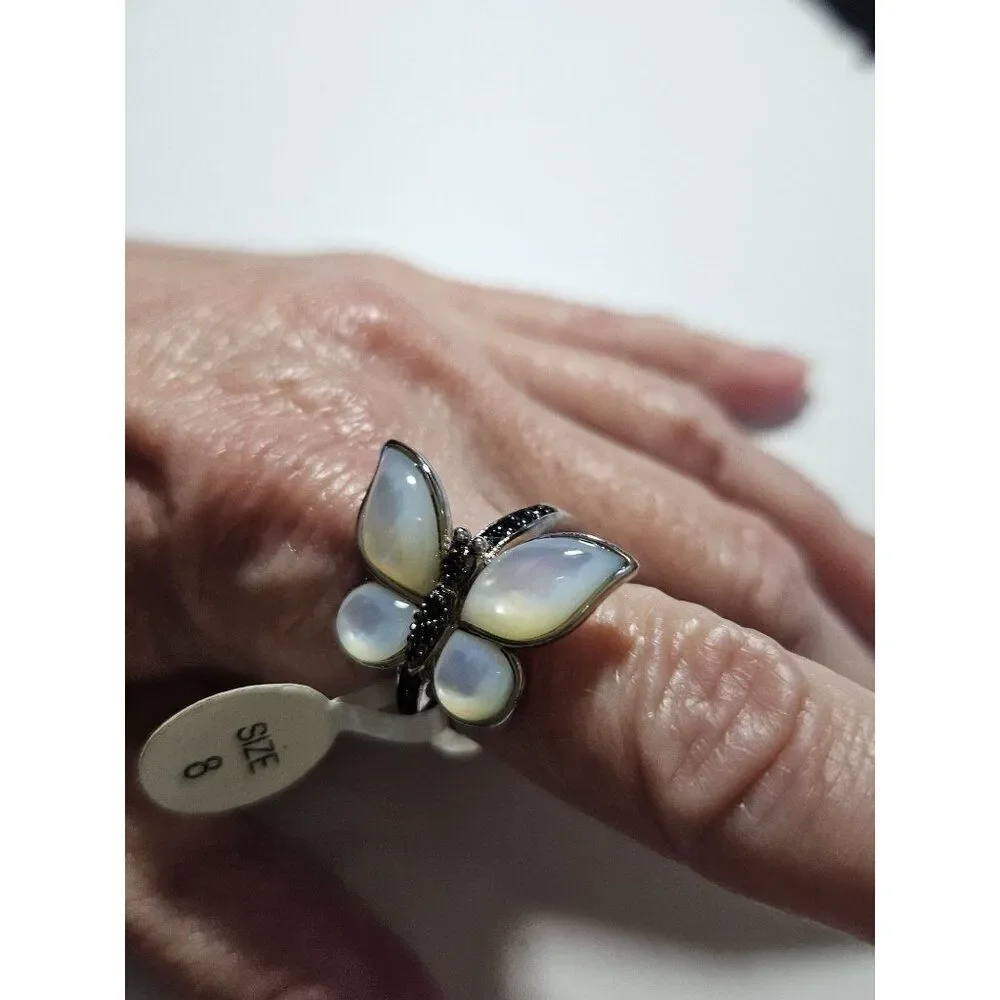 Silver tone butterfly ring size 7
